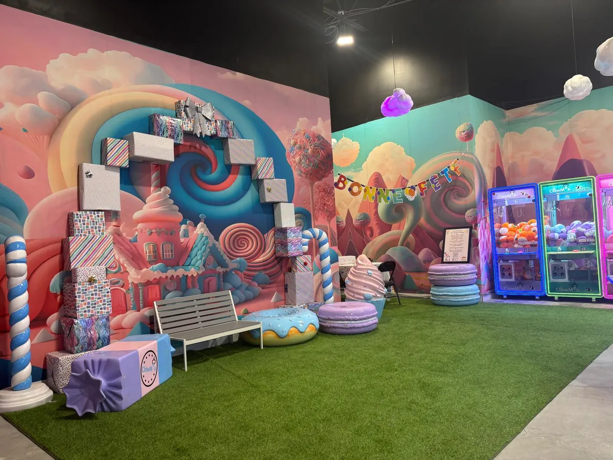 Coin candyland décoré pour les fêtes chez ClawMee